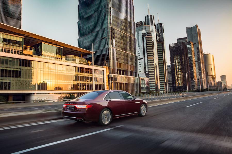  Lincoln Continental 3.0T AWD 2016 года  (CN) (фото 19 из 40)